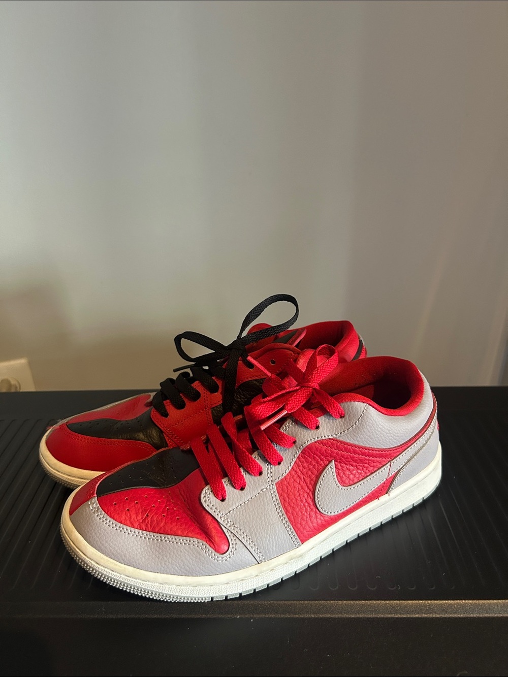 Nike Women’s Air Jordan 1 Low SE Split Gym Grey Cement Red